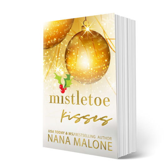 Mistletoe Kisses (Paperback)